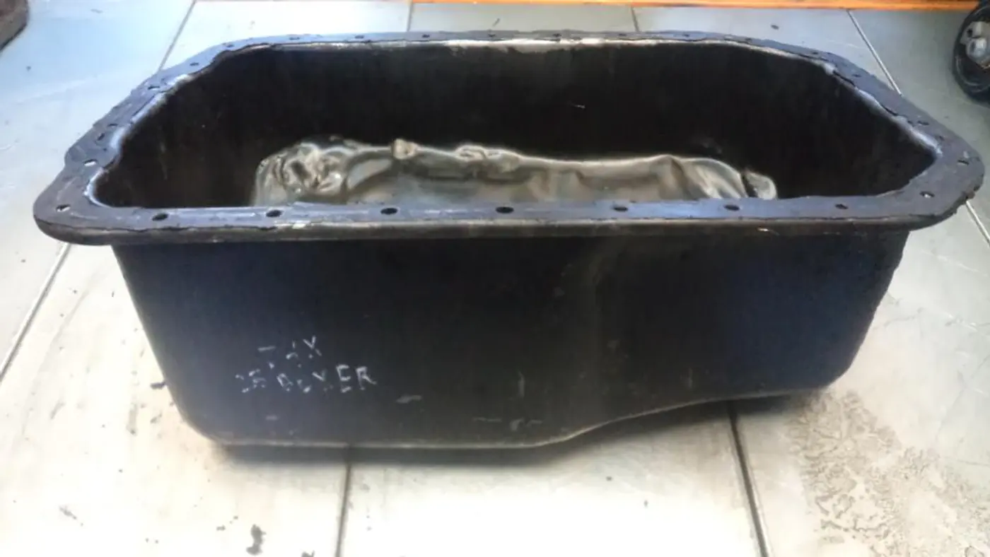 Поддон к Peugeot  1995