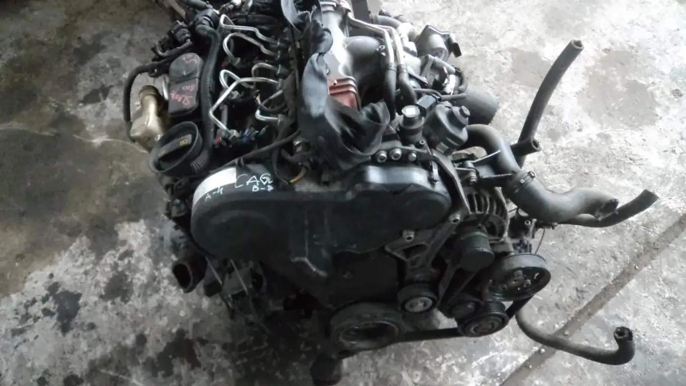 Двигатель к Audi A4 2009