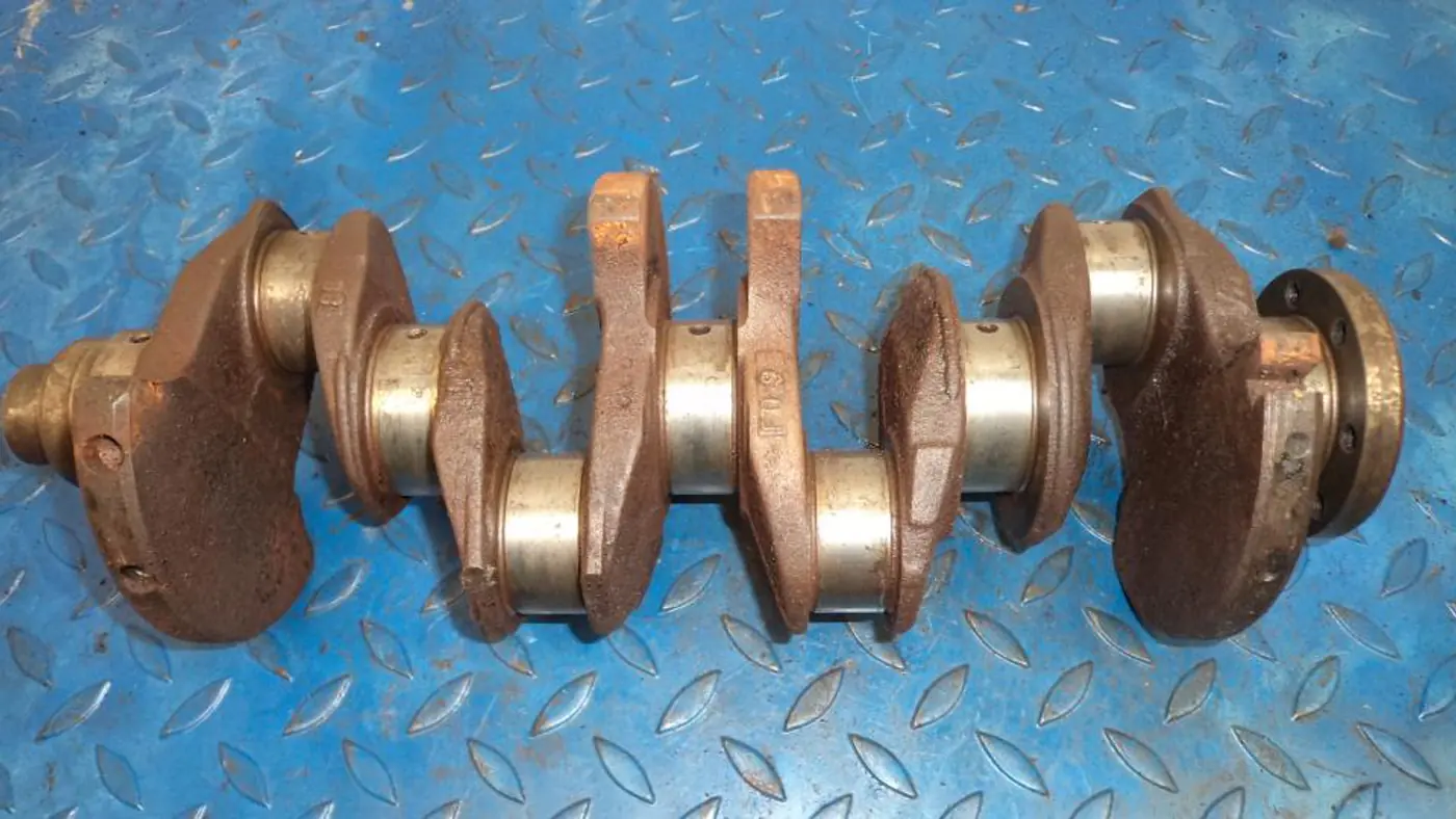 Коленвал к Renault Clio 1995