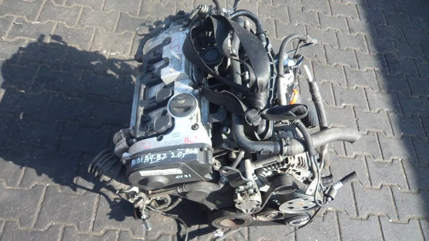 Двигатель к Audi A6 2004