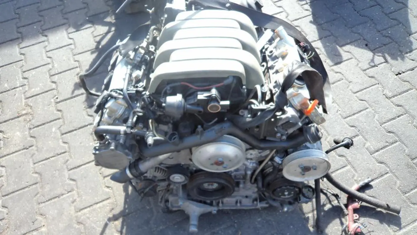 Двигатель к Audi A6 2005