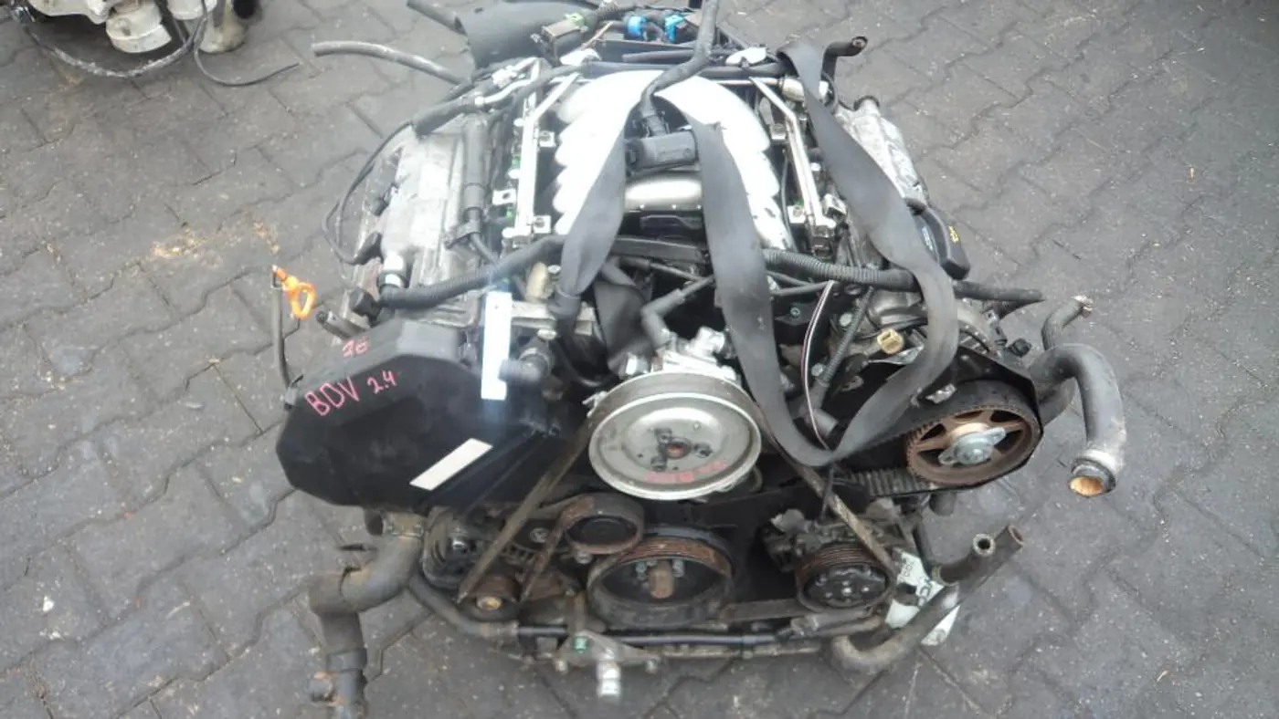 Двигатель к Audi A6 2002