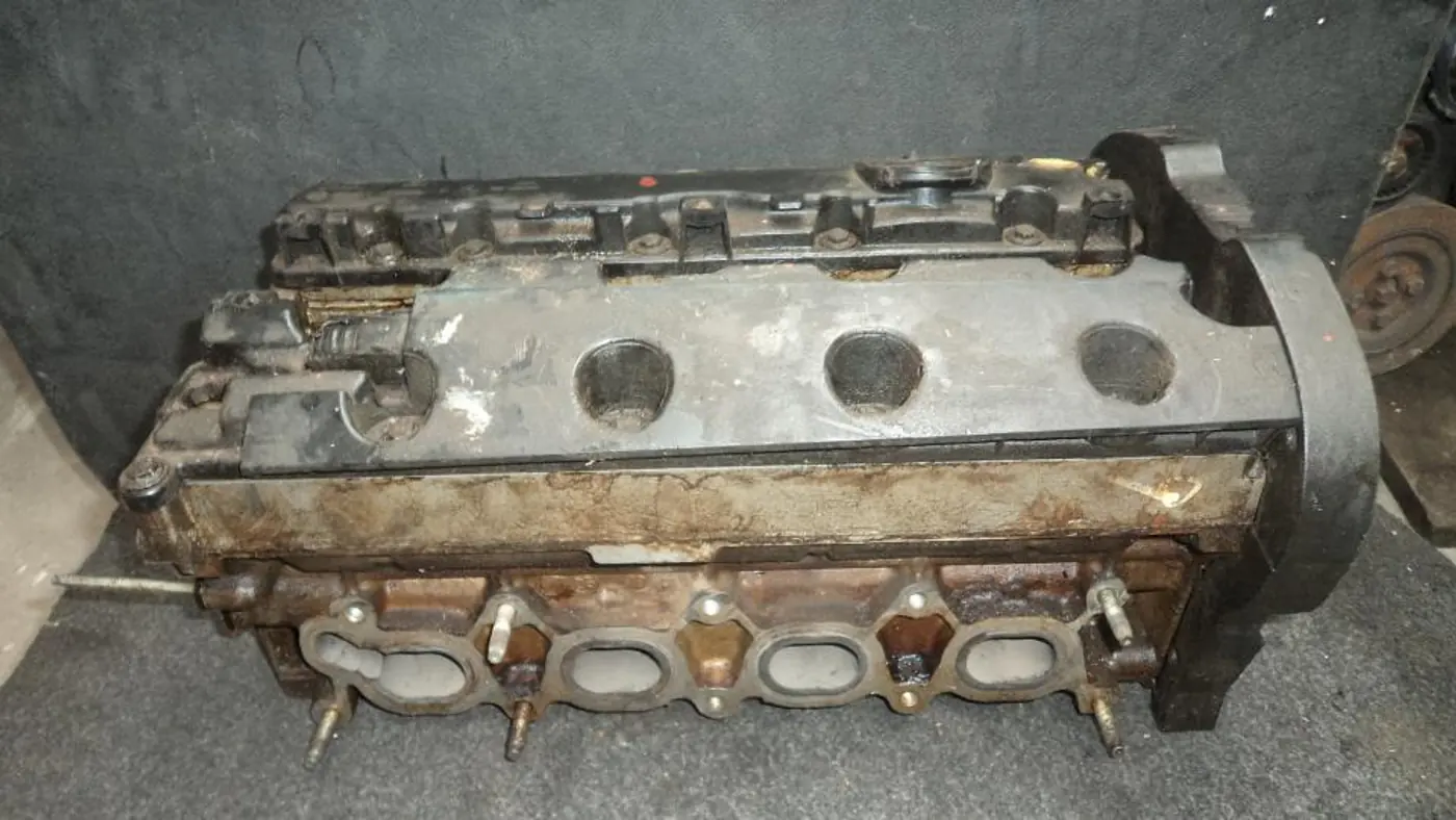 Головка блока цилиндров к Citroen C5 2005