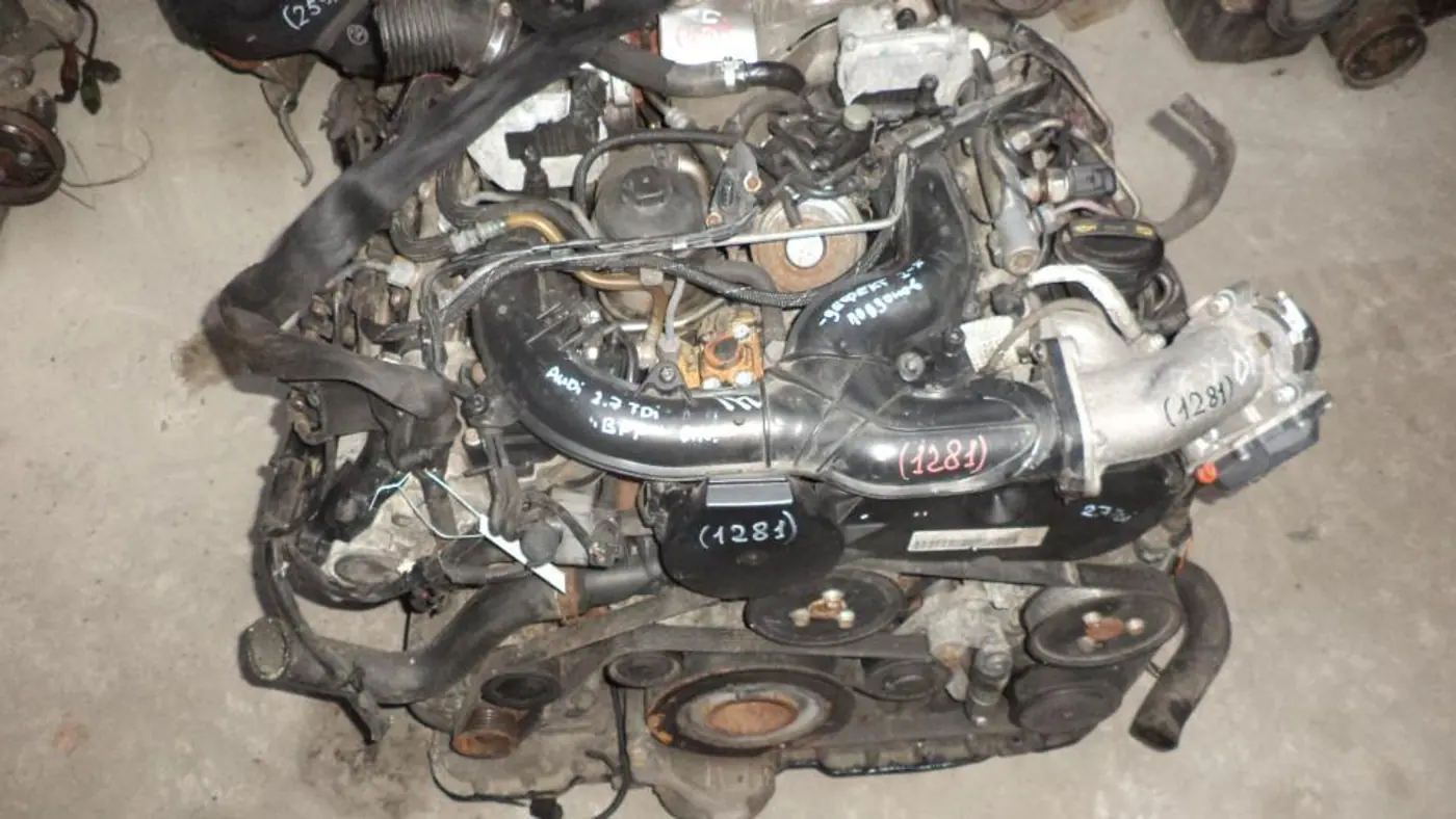 Двигатель к Audi A4 2007