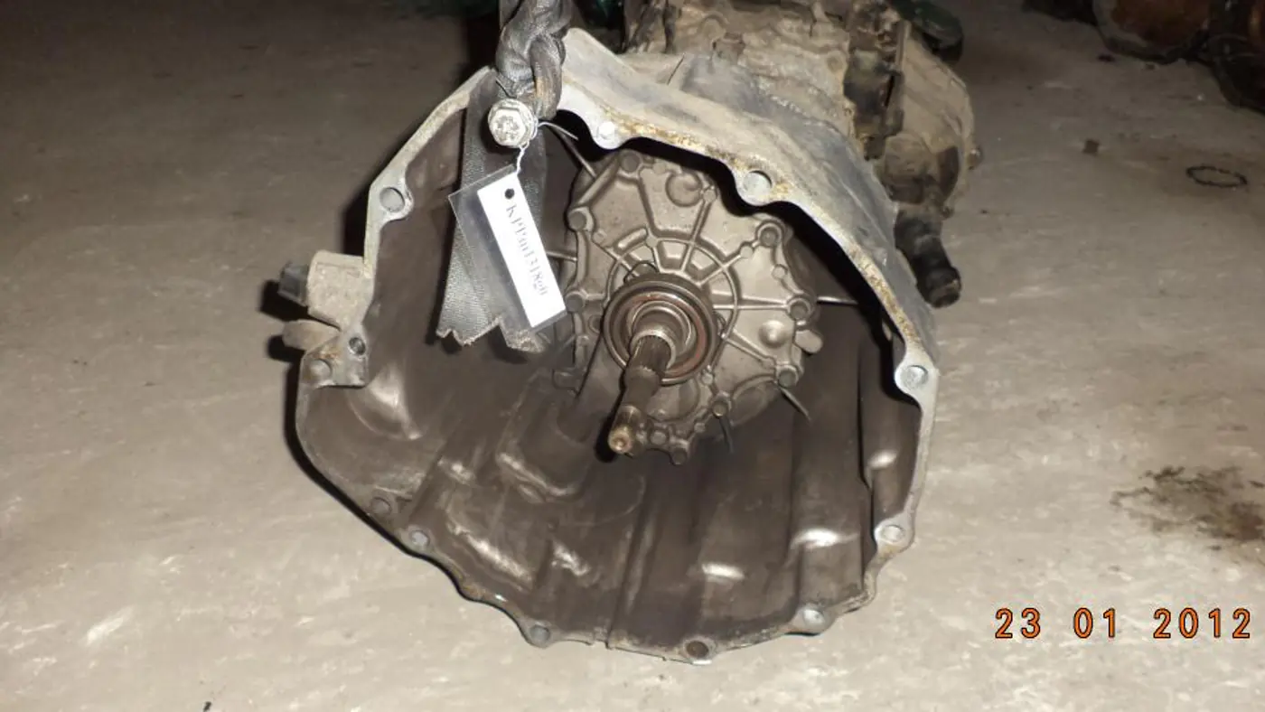 КПП механическая (МКПП) к Nissan Navara (Frontier) 2005