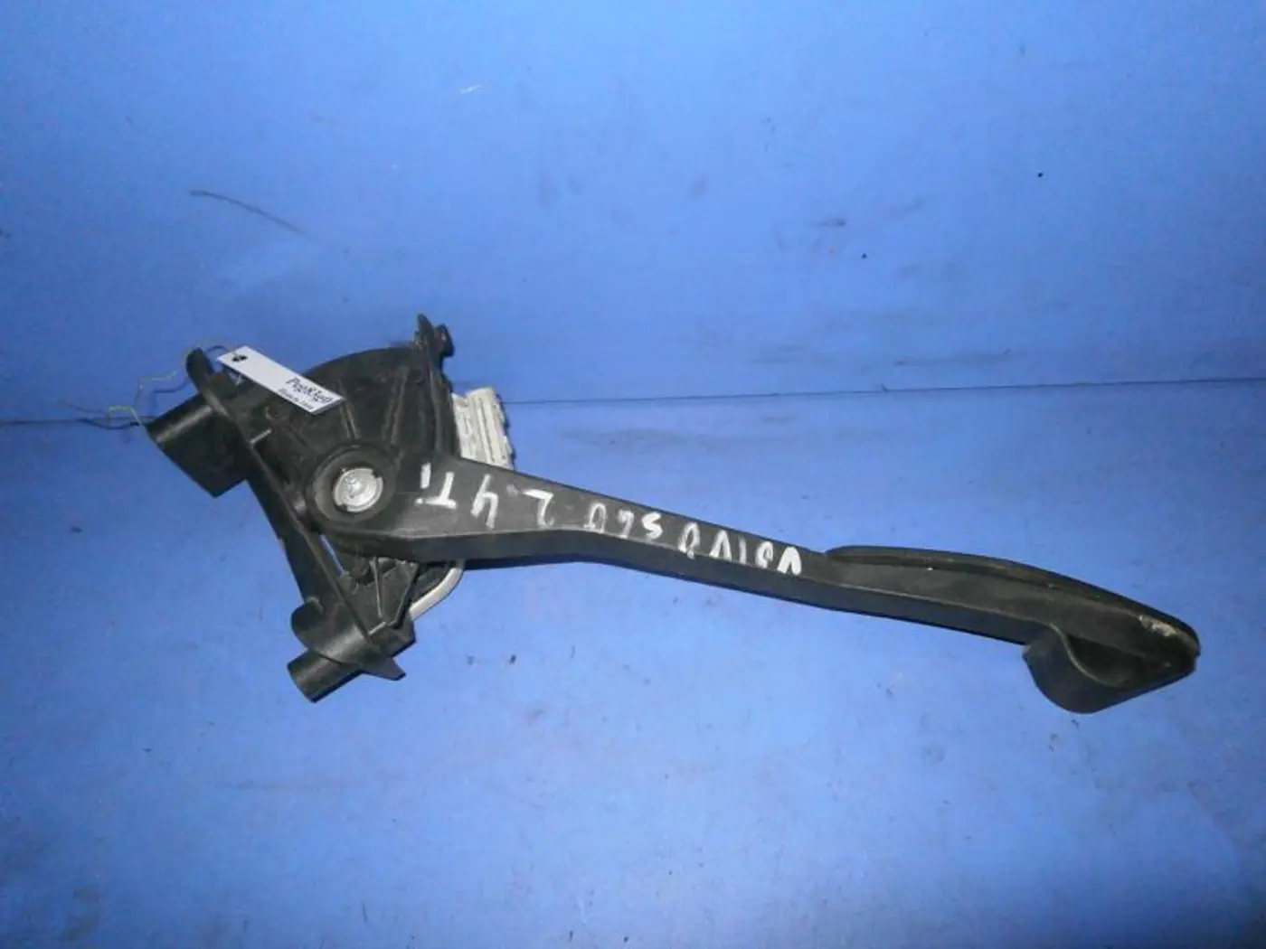 Педаль газа к Volvo S60 2006