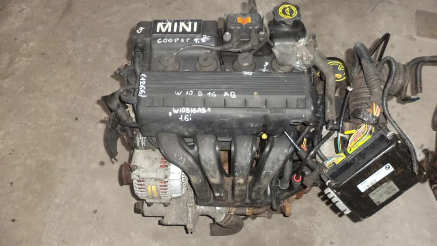 Двигатель к MINI Cooper 2002