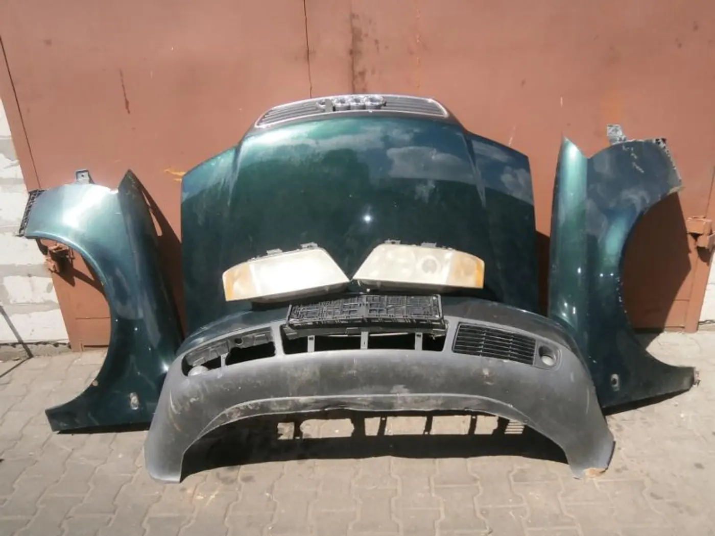 Бампер передний к Audi A6 1999