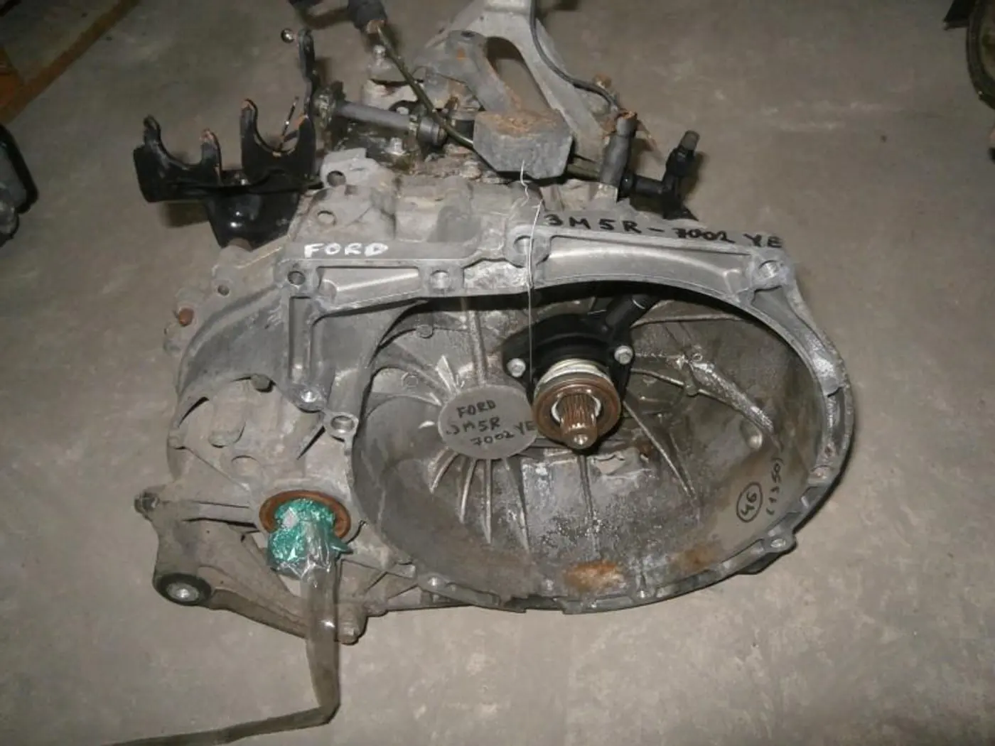 КПП механическая (МКПП) к Ford C-MAX 2005