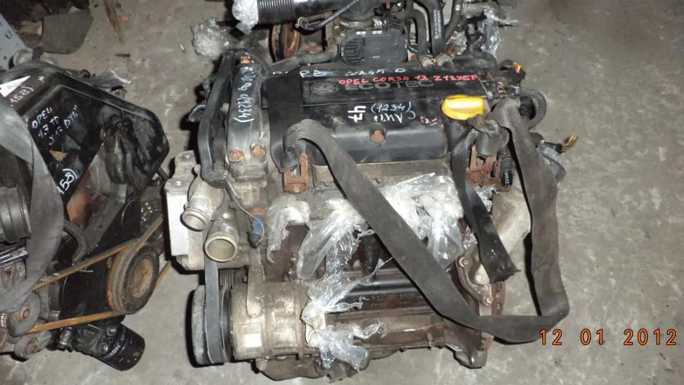 Двигатель к Opel Corsa 2006