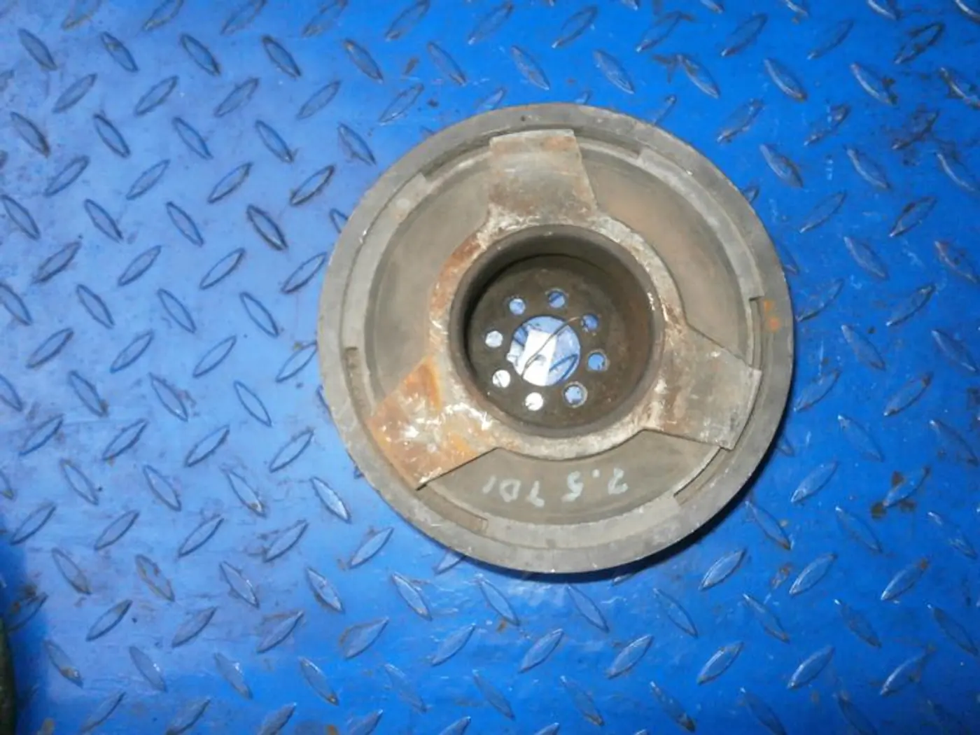Шкив коленвала к Audi A4 1999