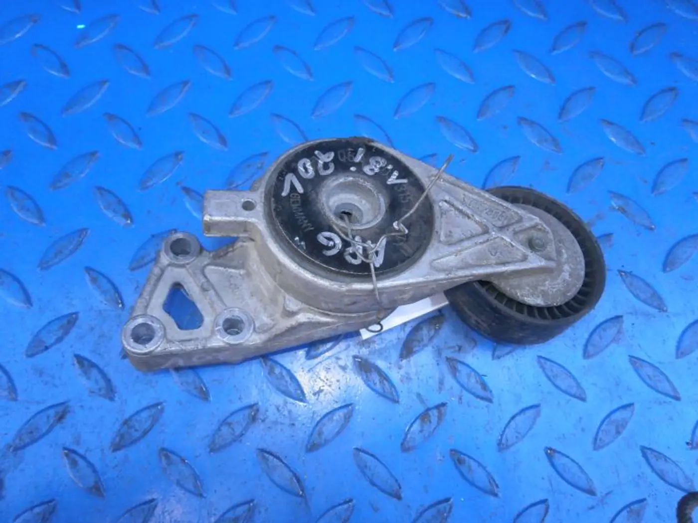 Натяжитель к Audi A3 2005
