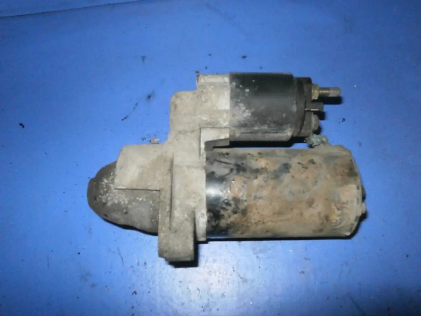Стартер к Audi A6 2001
