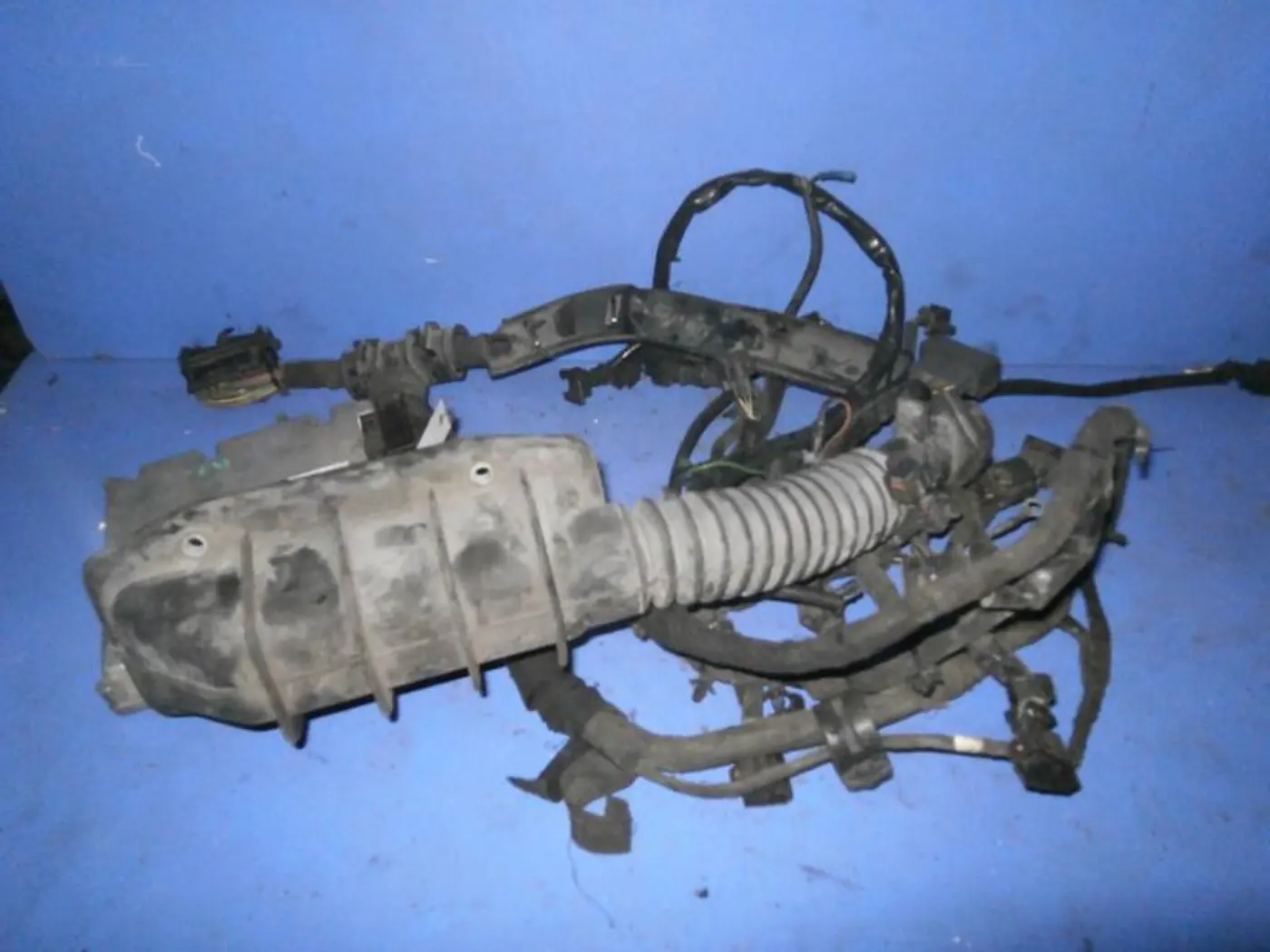 Проводка двигателя к Saab 9-5 2001