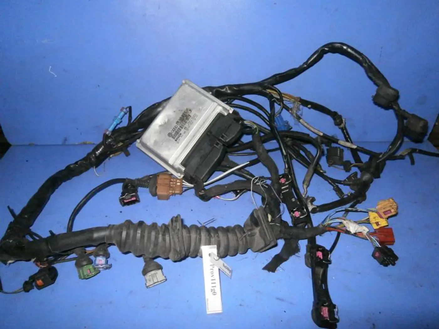Проводка двигателя к Audi A6 1998