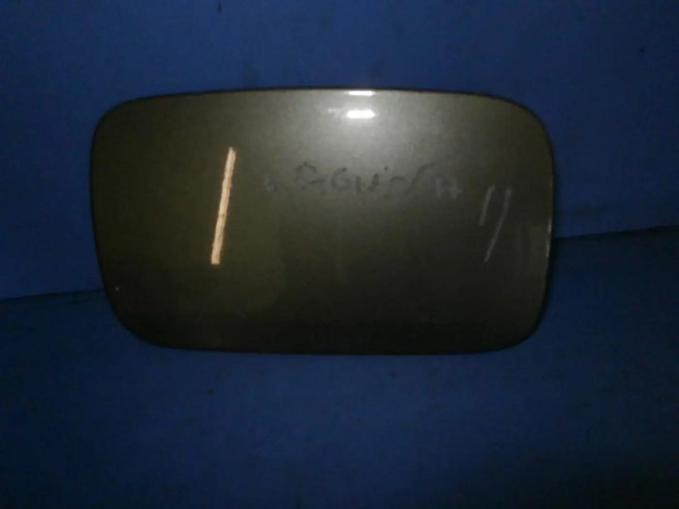 Лючок топливного бака к Renault Laguna 2001