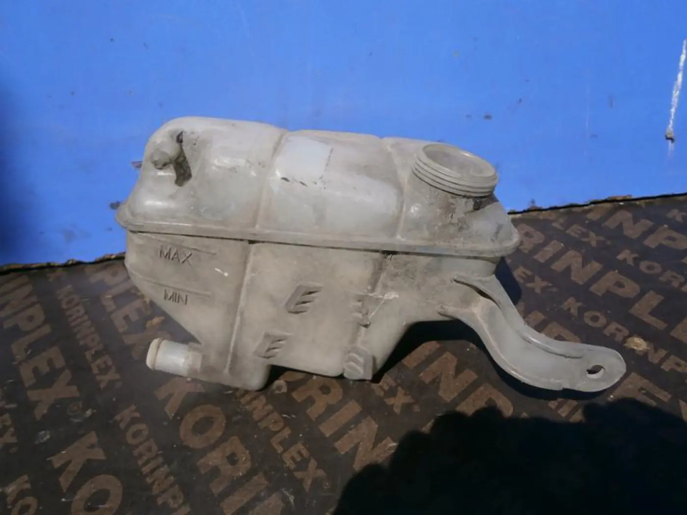 Бачок расширительный к Ford Escort 1997