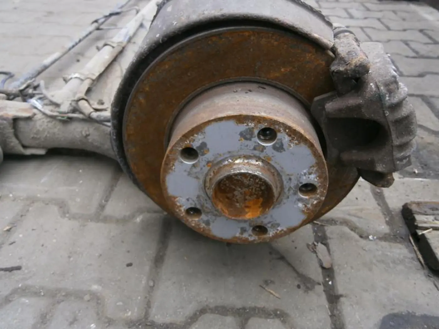 Диск тормозной задний к Audi A6 2000
