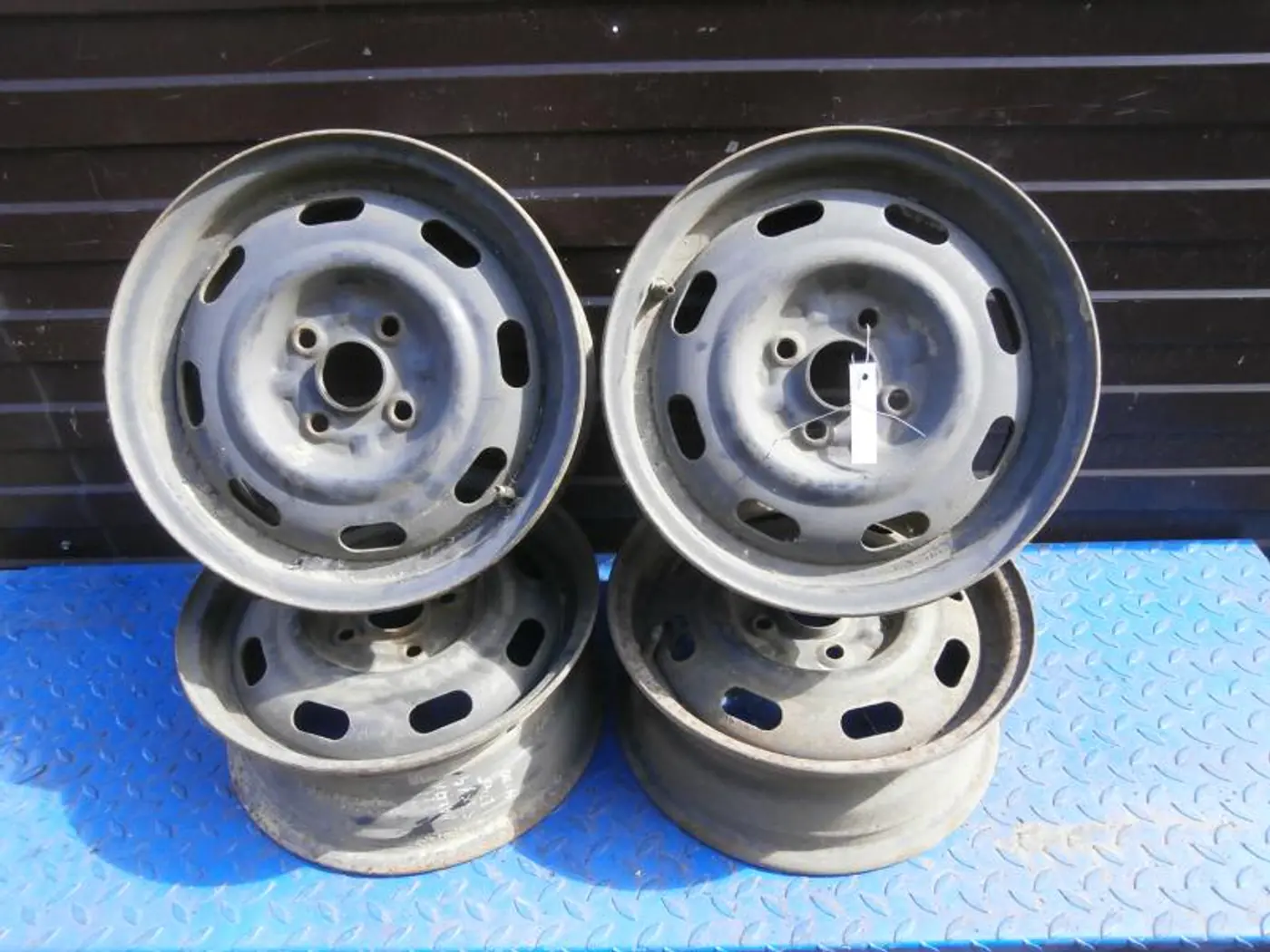 Диск штампованный к Mazda 323 1992