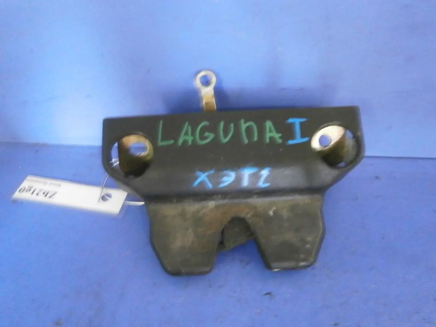 Замок багажника к Renault Laguna 1998