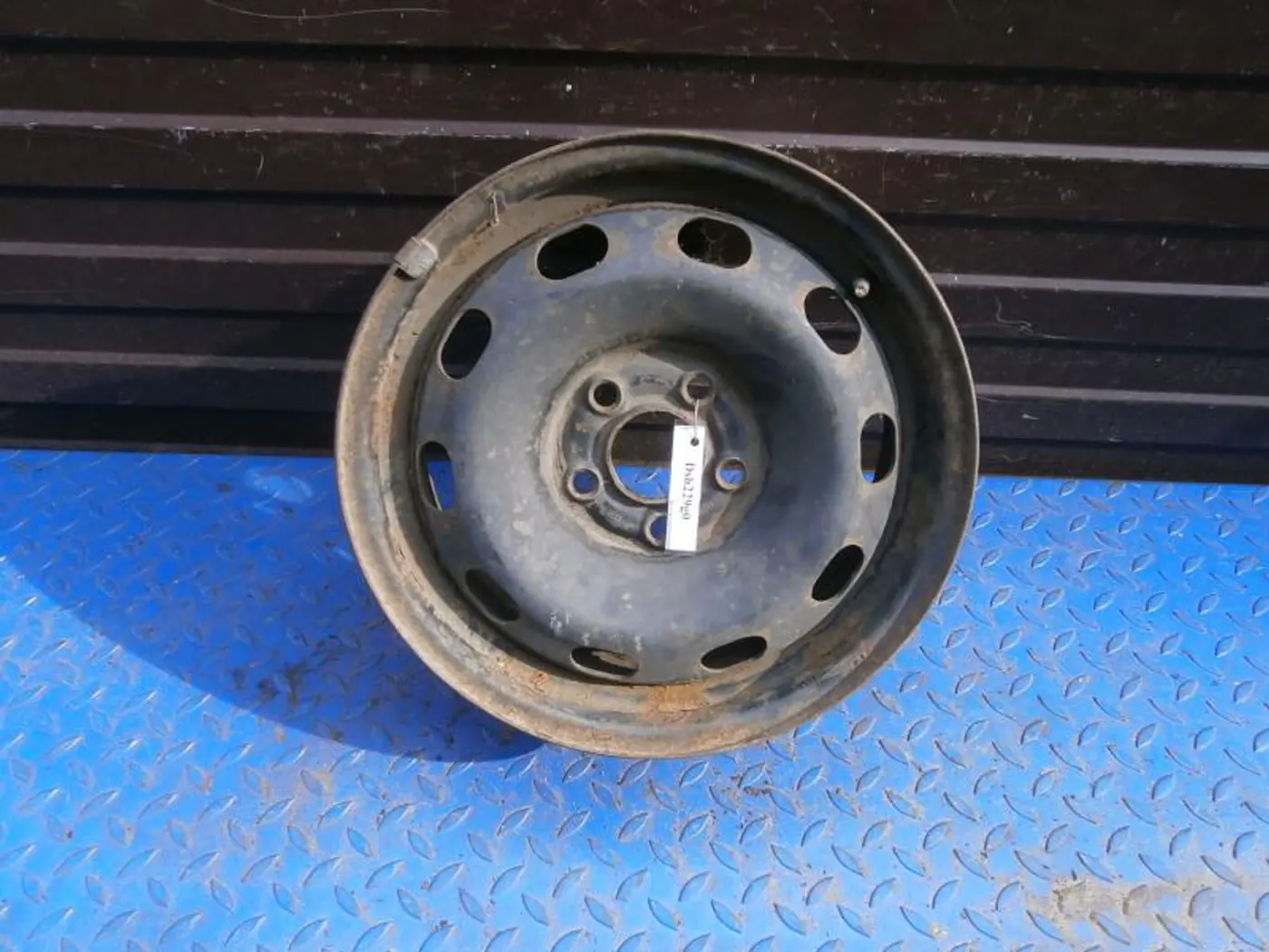 Диск штампованный к Volkswagen Golf 2000
