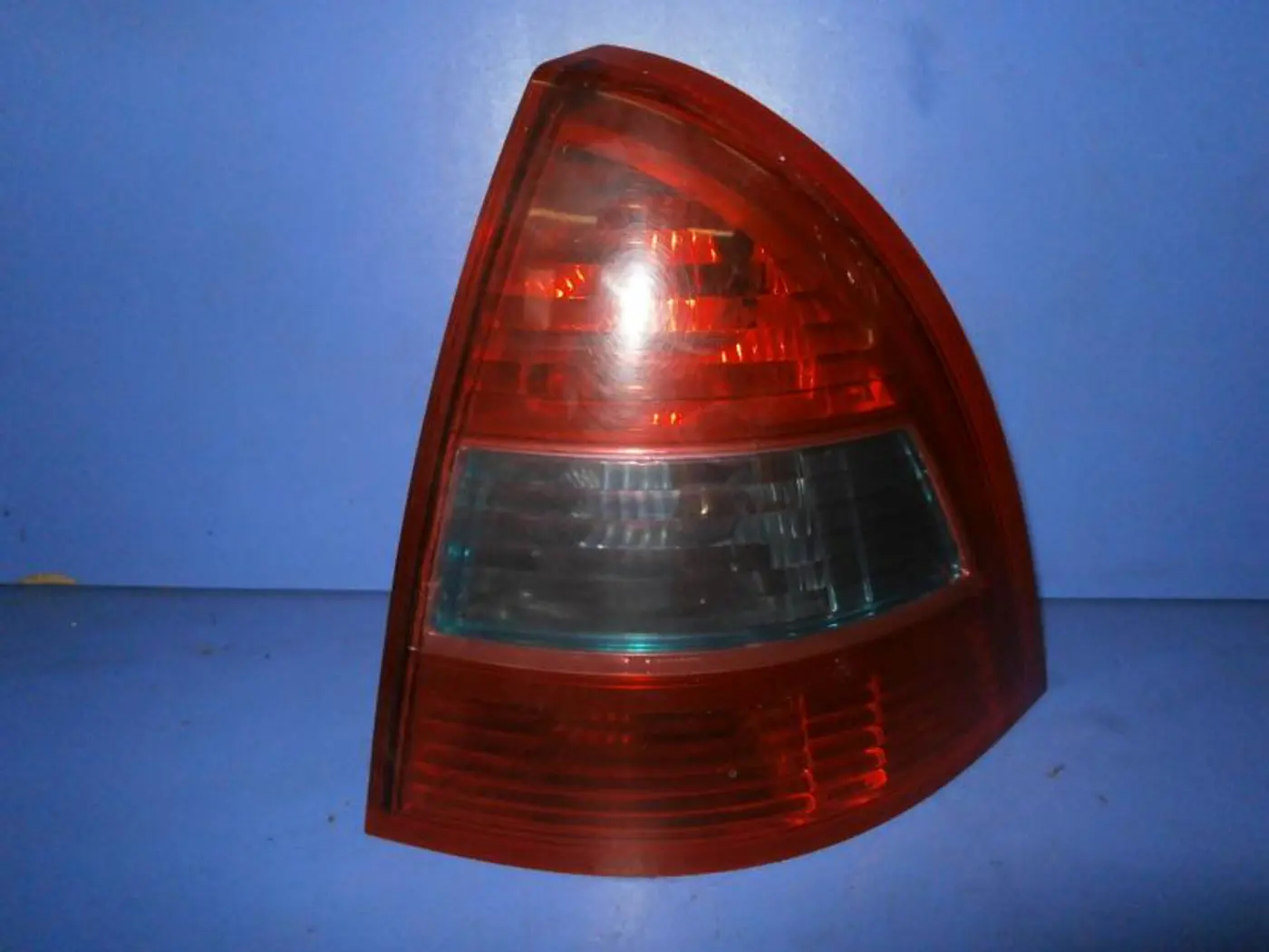 Фонарь задний правый к Citroen C5 2005
