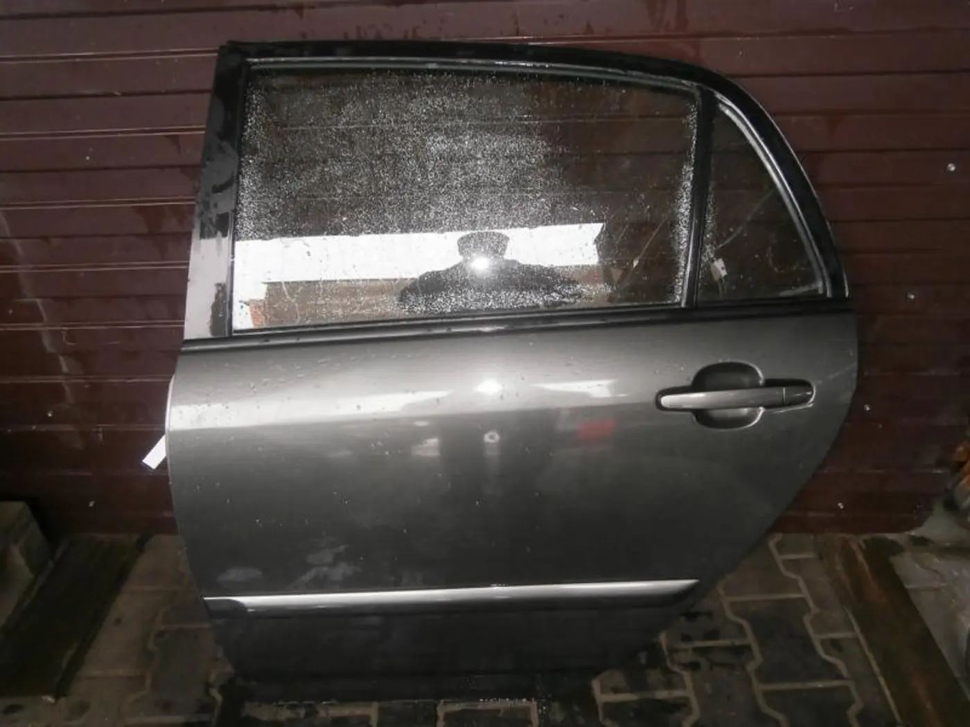 Дверь задняя левая к Toyota Corolla 2004