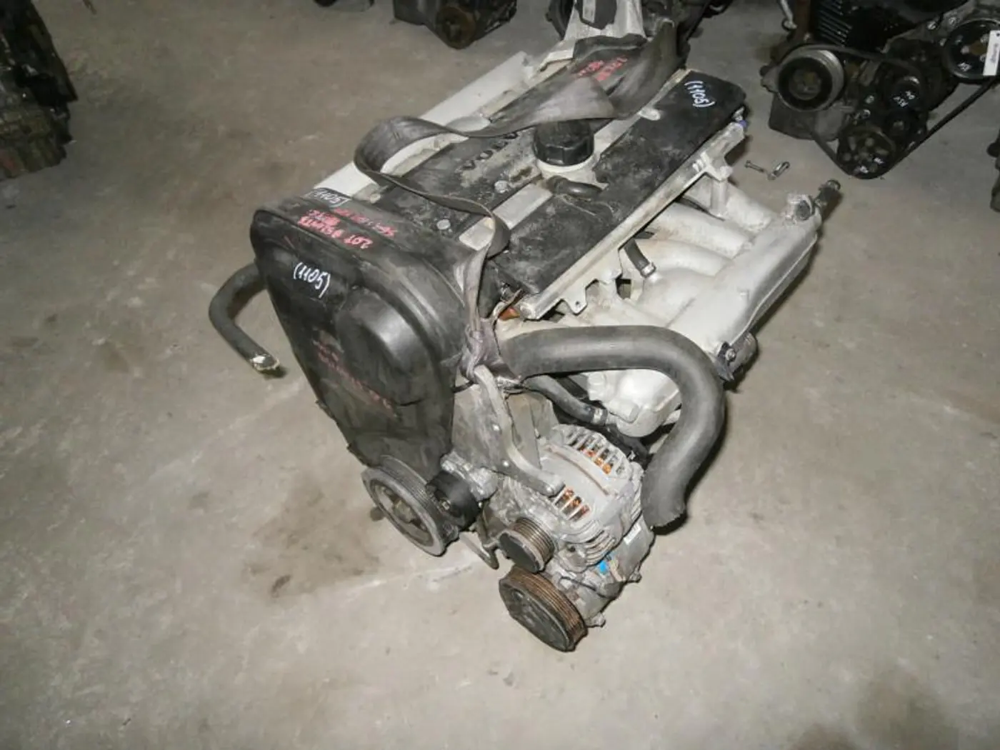 Двигатель к Volvo V70 2002
