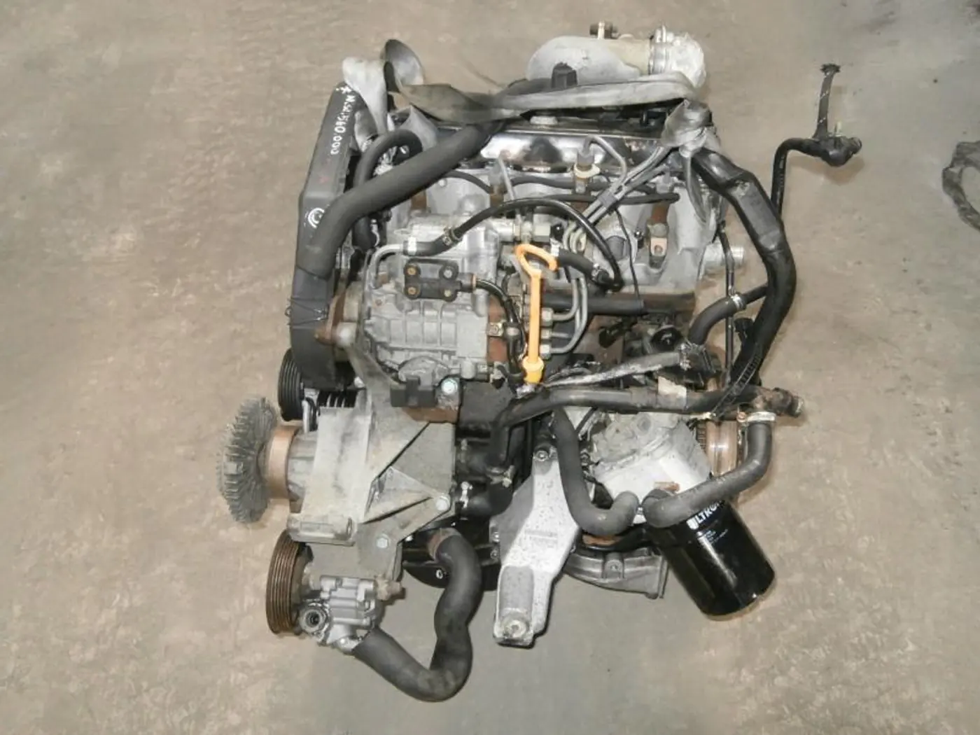 Двигатель к Audi A6 1997