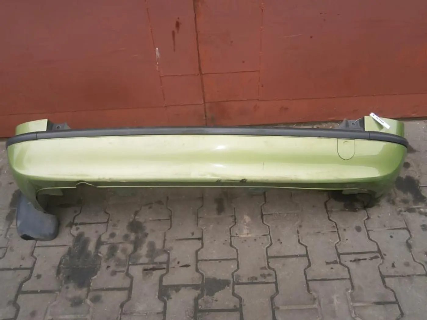 Бампер задний к Opel Zafira 1999
