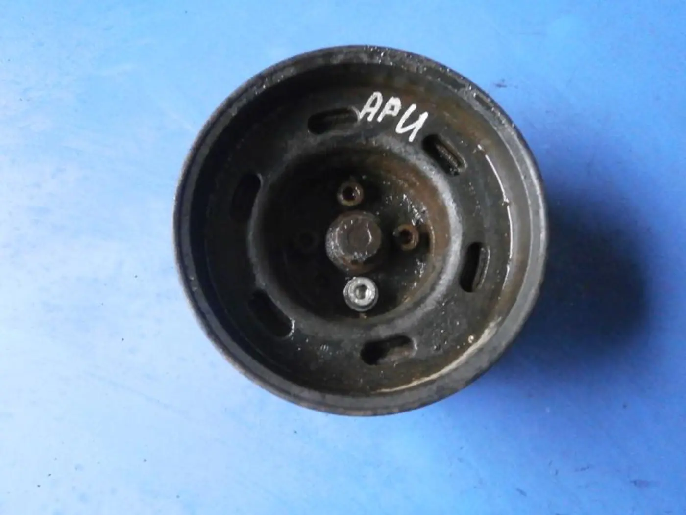Шкив коленвала к Audi A6 1998