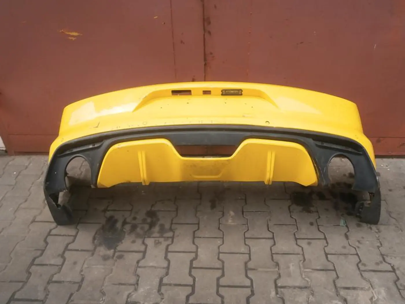 Бампер задний к Ford Mustang 2016