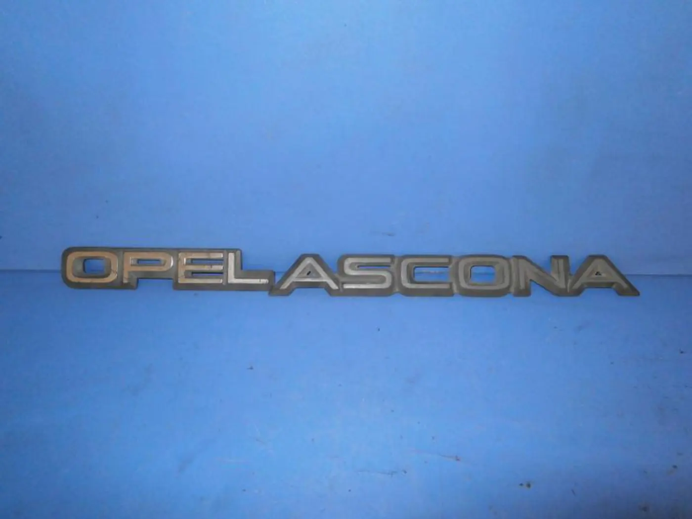 Эмблема к Opel Ascona 1988