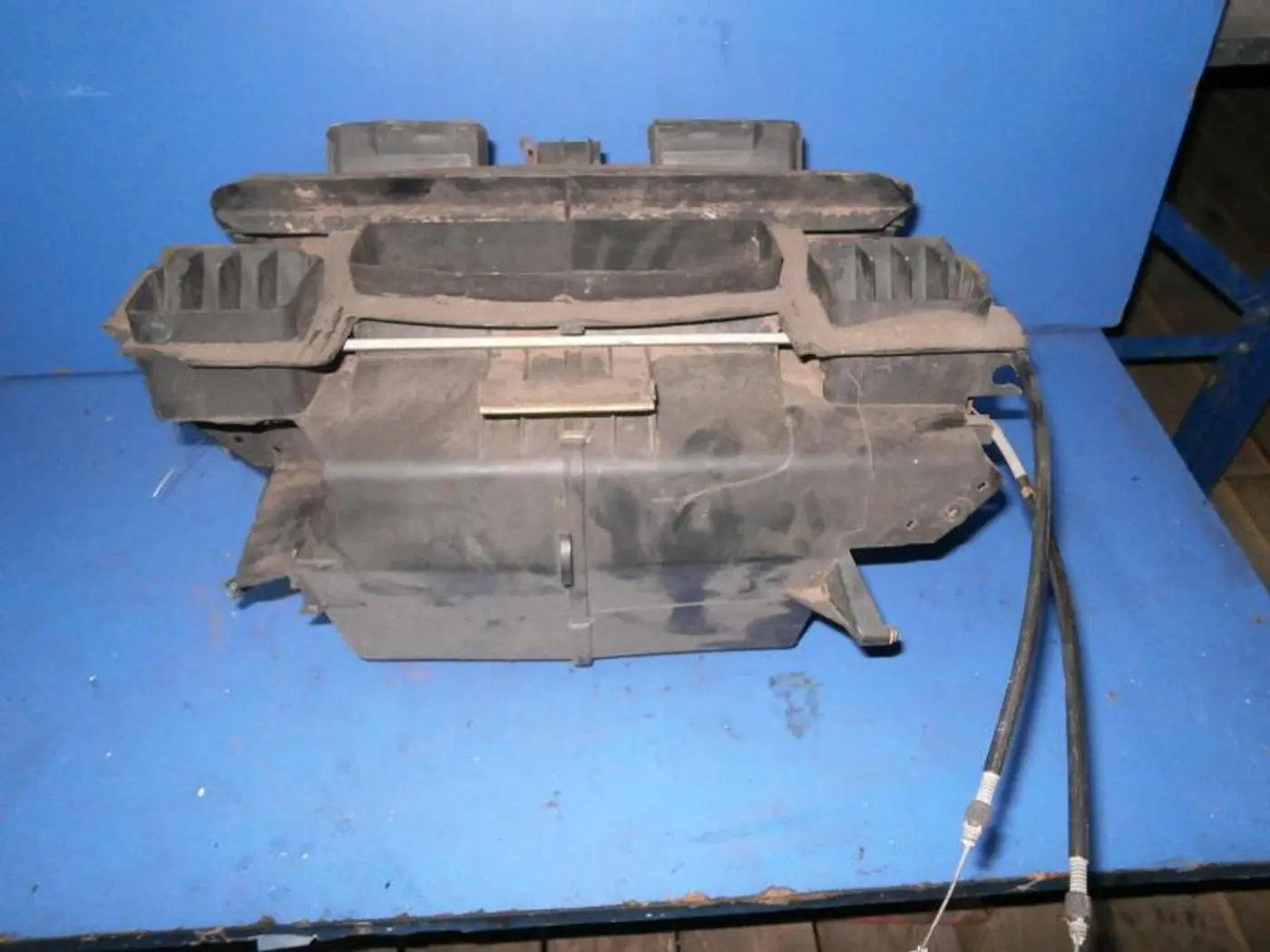 Корпус отопителя (печки) к BMW 3 1989