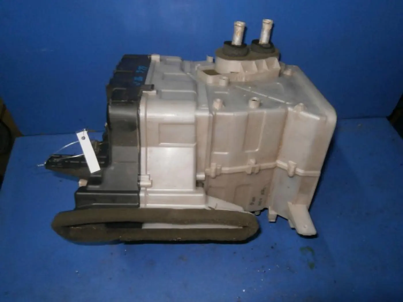 Корпус отопителя (печки) к Mazda 626 1998