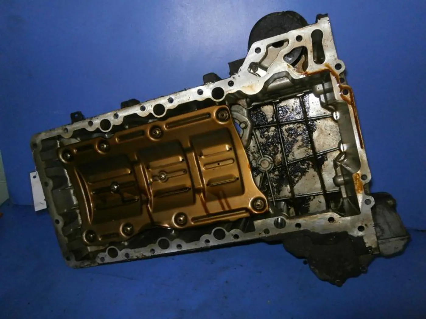 Поддон к BMW 7 2012