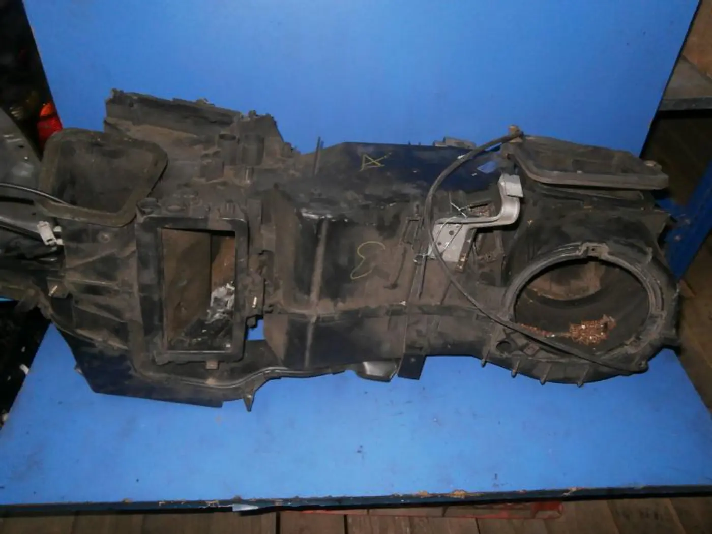 Корпус отопителя (печки) к Volkswagen Passat 1991
