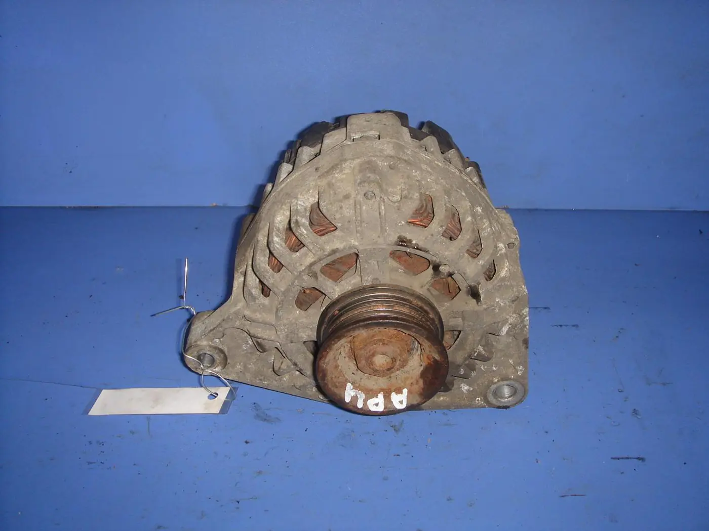 Генератор к Audi A4 1998