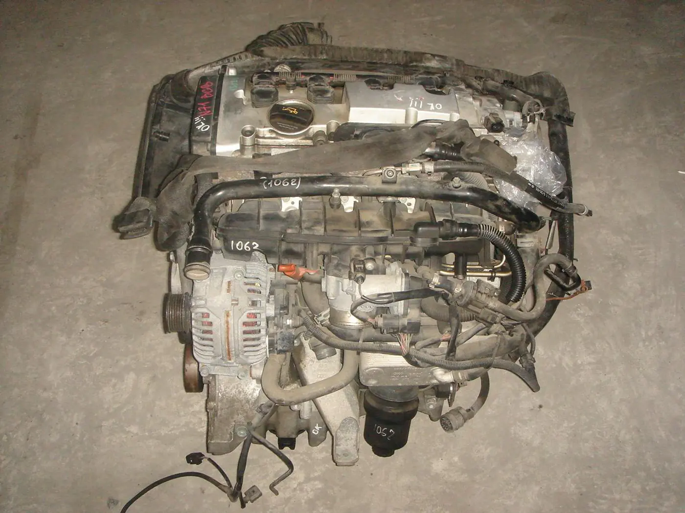 Двигатель к Audi A4 2006