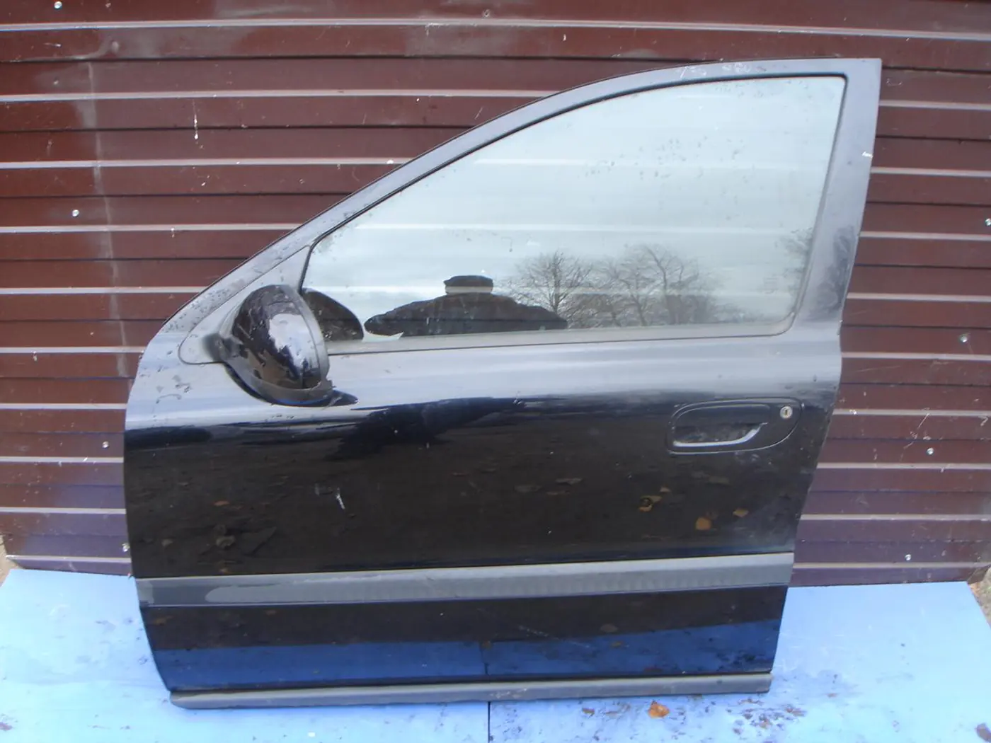 Стекло двери передней левой к Volvo S60 2002