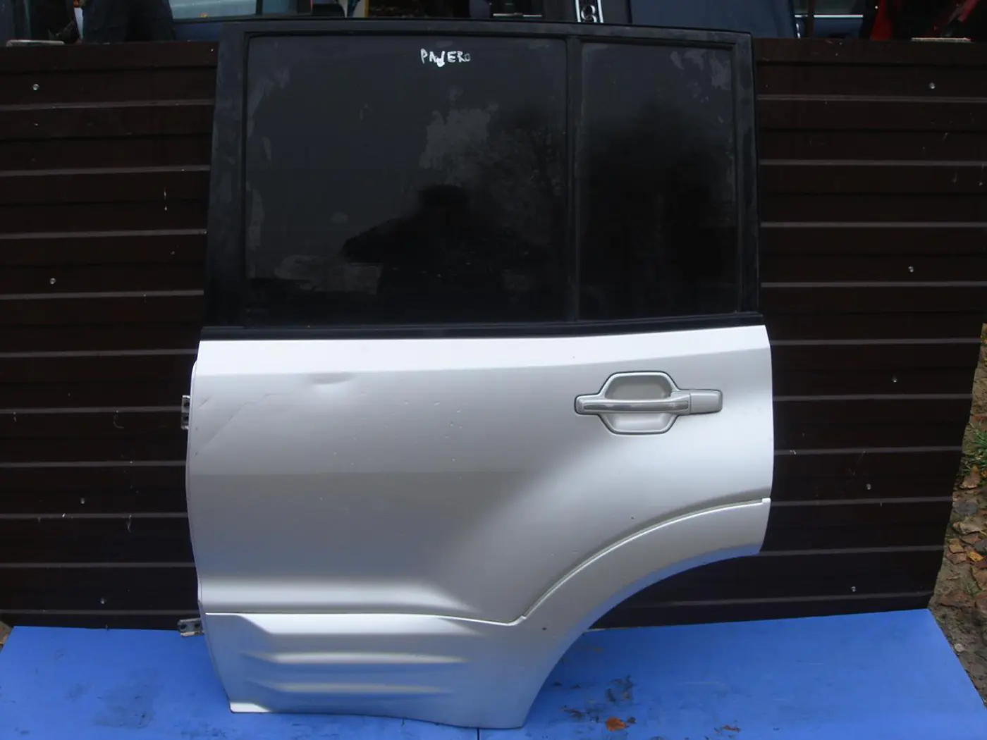 Дверь задняя левая к Mitsubishi Pajero 2002