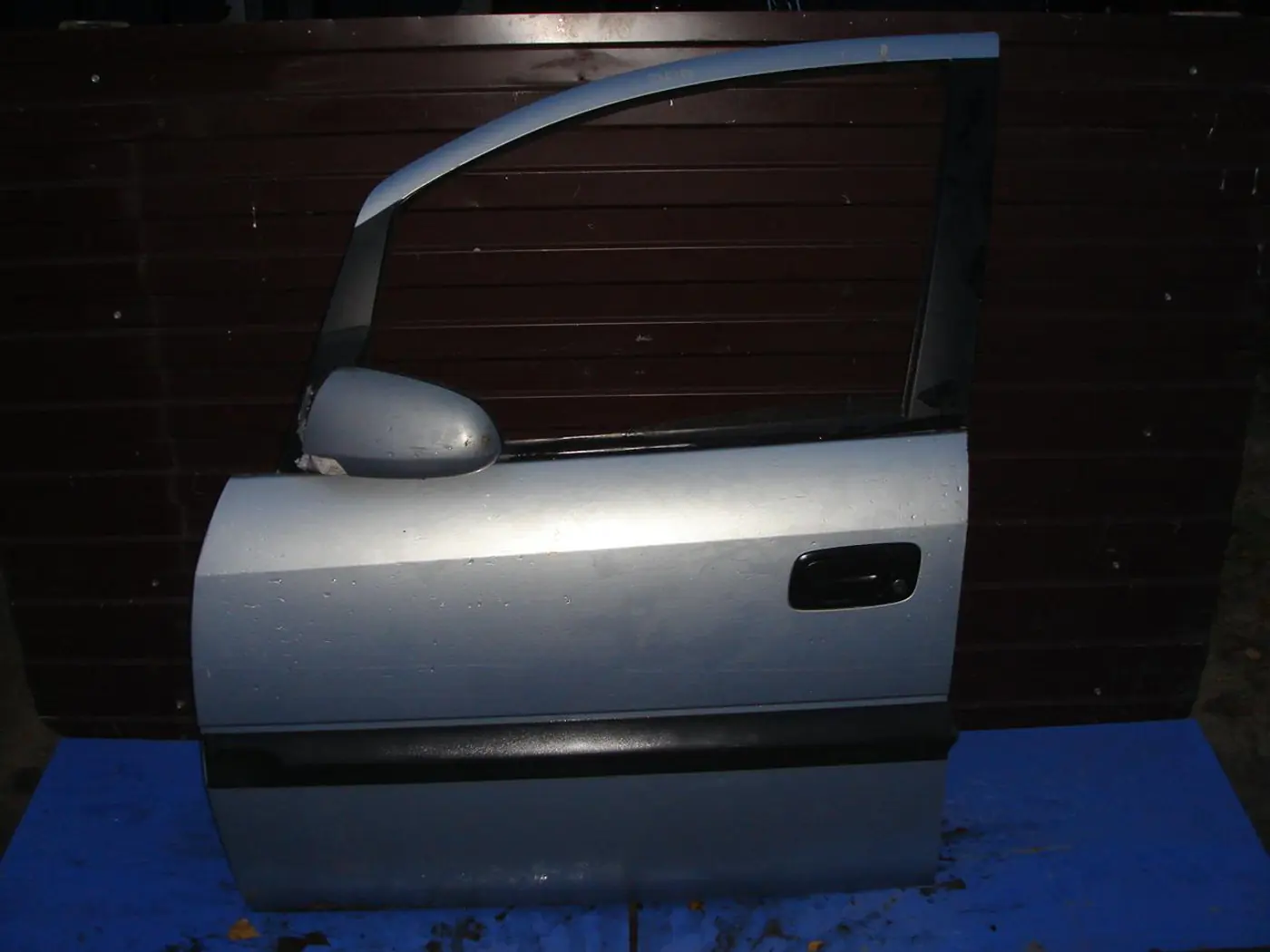 Стекло двери передней левой к Opel Zafira 2002