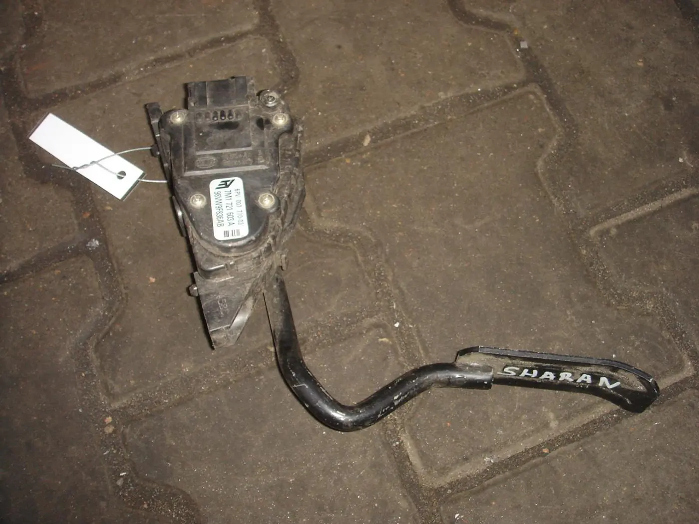 Педаль газа к Ford Galaxy 1998