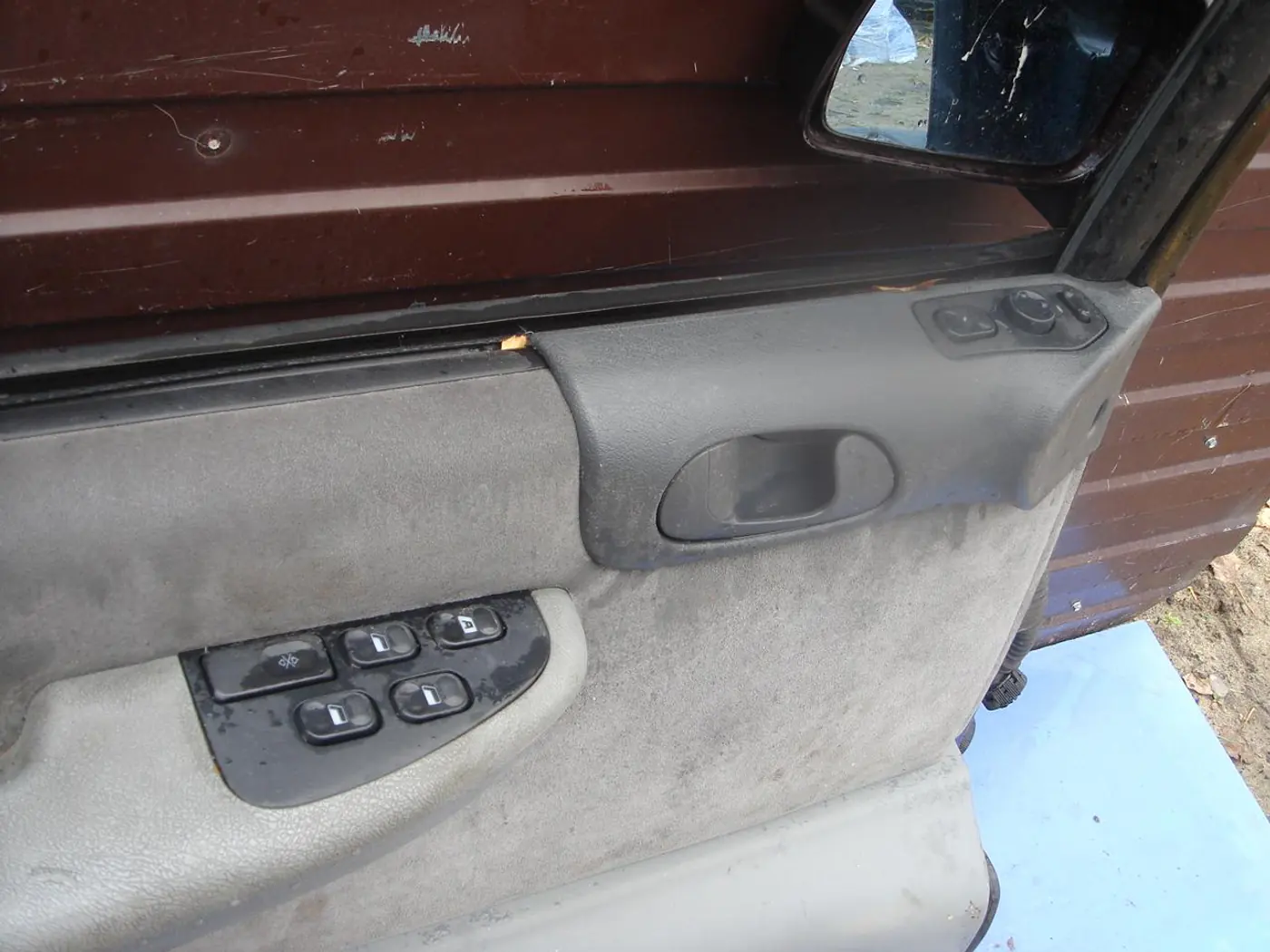 Ручка внутренняя передняя левая к Lancia Zeta 1996