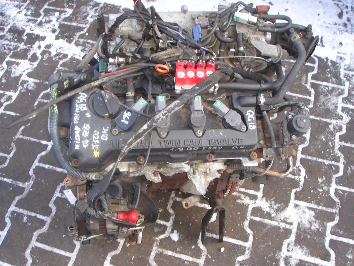 Двигатель к Nissan Primera 2000