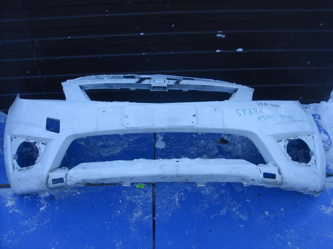 Бампер передний к Chevrolet Spark 2011