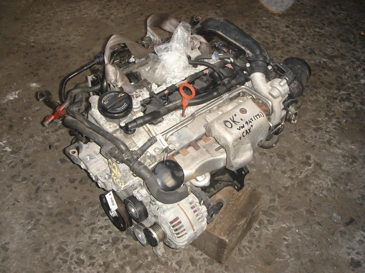 Двигатель к Volkswagen Eos 2009