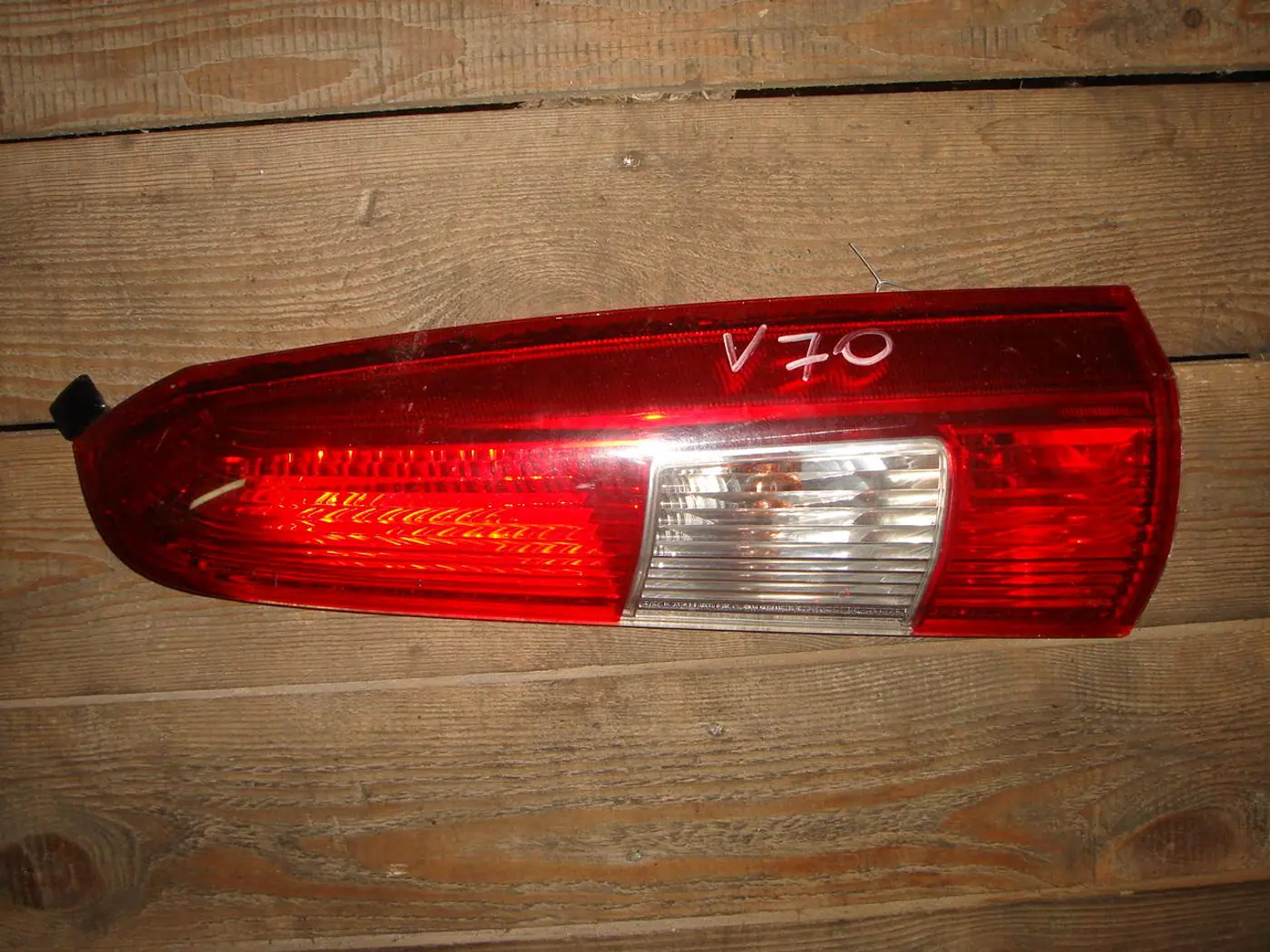 Фонарь задний правый к Volvo V70 2002