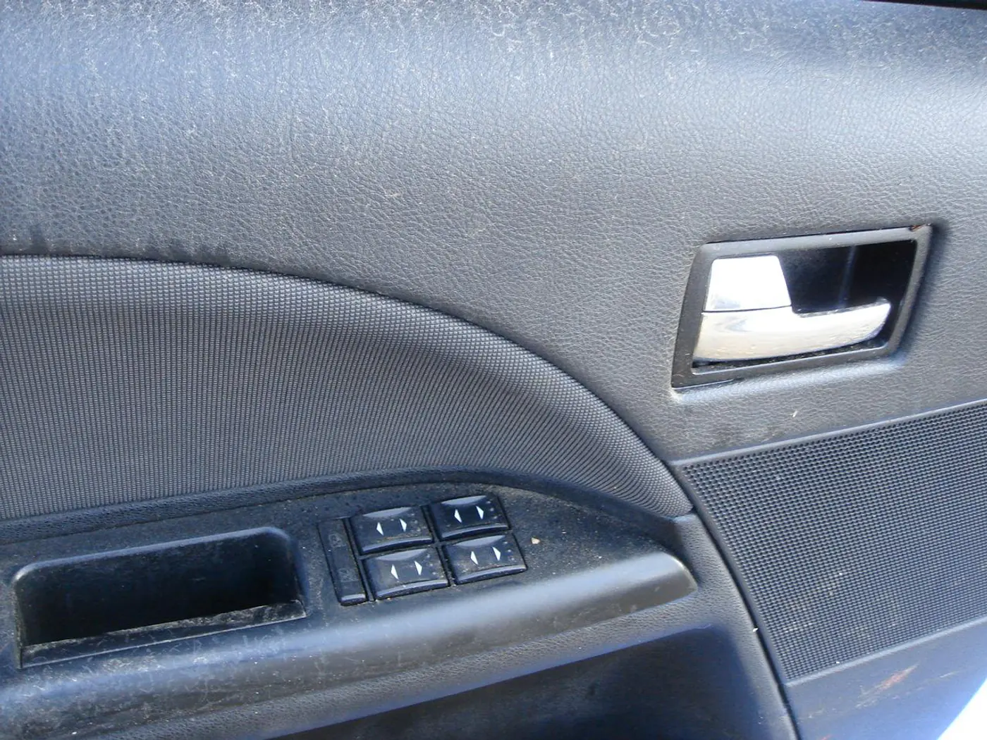 Кнопка стеклоподъемника переднего левого к Ford Mondeo 2005