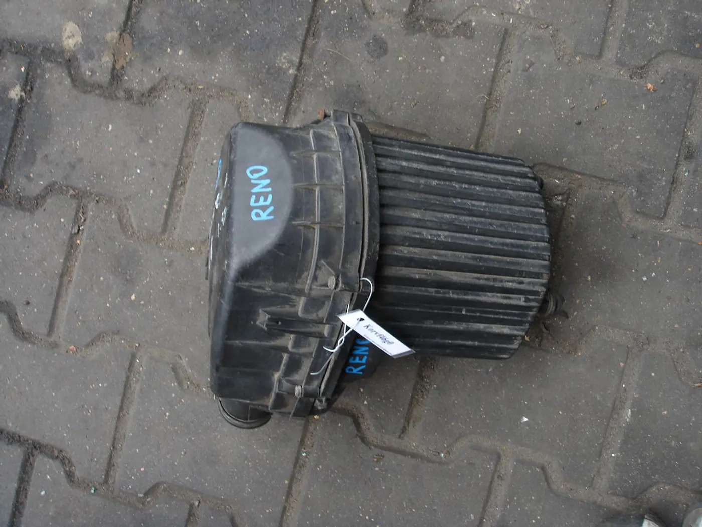 Корпус воздушного фильтра к Peugeot 106 2000